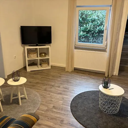 Grosse 100qm Fuer 6 Personen In Der Altstadt Apartment