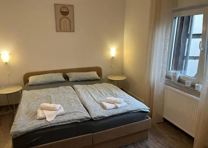 Grosse 100qm Fuer 6 Personen In Der Altstadt * Menden